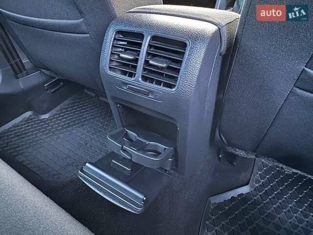 Черный Фольксваген Гольф ГТИ, объемом двигателя 1.4 л и пробегом 180 тыс. км за 7690 $, фото 73 на Automoto.ua