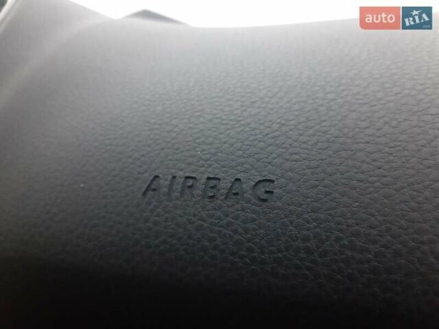 Черный Фольксваген Гольф ГТИ, объемом двигателя 1.4 л и пробегом 180 тыс. км за 7690 $, фото 107 на Automoto.ua