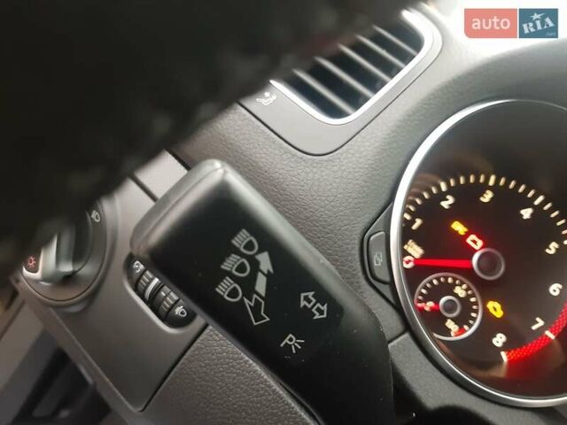 Черный Фольксваген Гольф ГТИ, объемом двигателя 1.4 л и пробегом 180 тыс. км за 7690 $, фото 98 на Automoto.ua