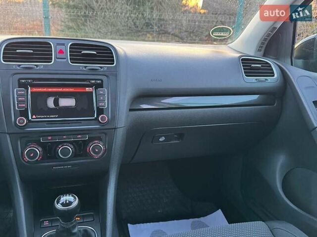 Черный Фольксваген Гольф ГТИ, объемом двигателя 1.4 л и пробегом 180 тыс. км за 7690 $, фото 84 на Automoto.ua