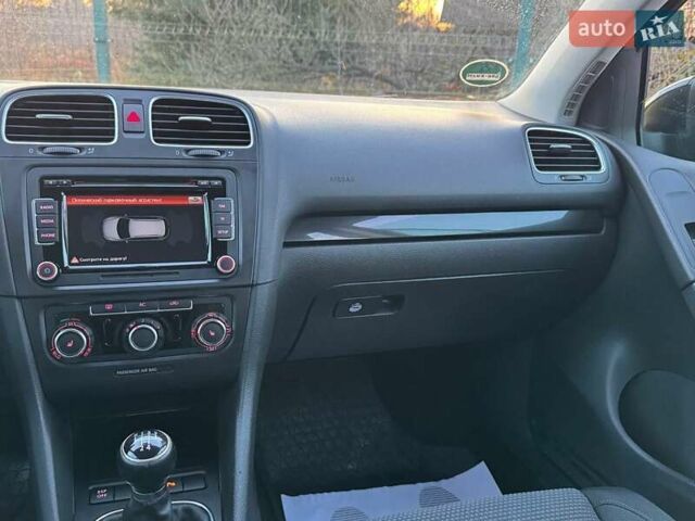 Черный Фольксваген Гольф ГТИ, объемом двигателя 1.4 л и пробегом 180 тыс. км за 7690 $, фото 81 на Automoto.ua