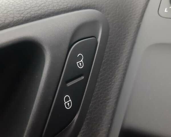 Черный Фольксваген Гольф ГТИ, объемом двигателя 1.4 л и пробегом 180 тыс. км за 7690 $, фото 117 на Automoto.ua