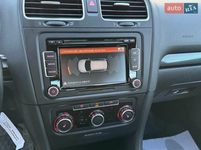 Черный Фольксваген Гольф ГТИ, объемом двигателя 1.4 л и пробегом 180 тыс. км за 7690 $, фото 74 на Automoto.ua