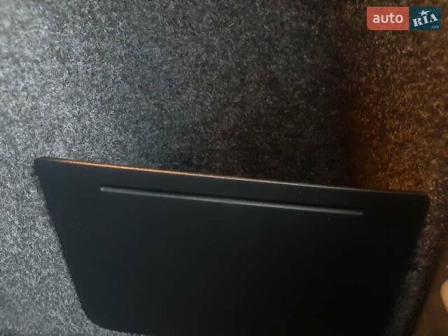 Черный Фольксваген Гольф ГТИ, объемом двигателя 1.4 л и пробегом 180 тыс. км за 7690 $, фото 95 на Automoto.ua
