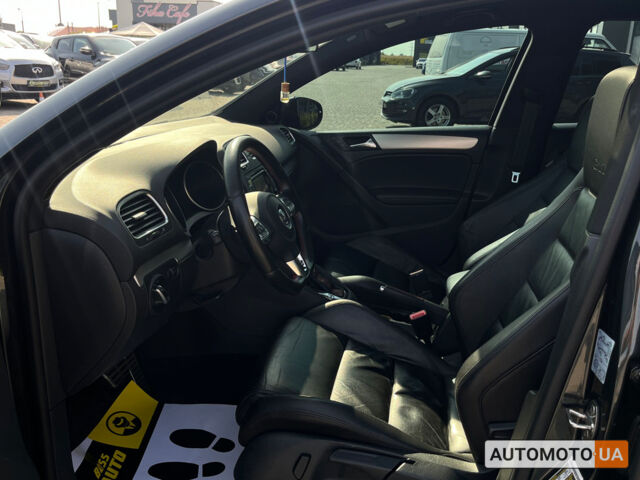 Черный Фольксваген Гольф ГТИ, объемом двигателя 2 л и пробегом 154 тыс. км за 12300 $, фото 10 на Automoto.ua