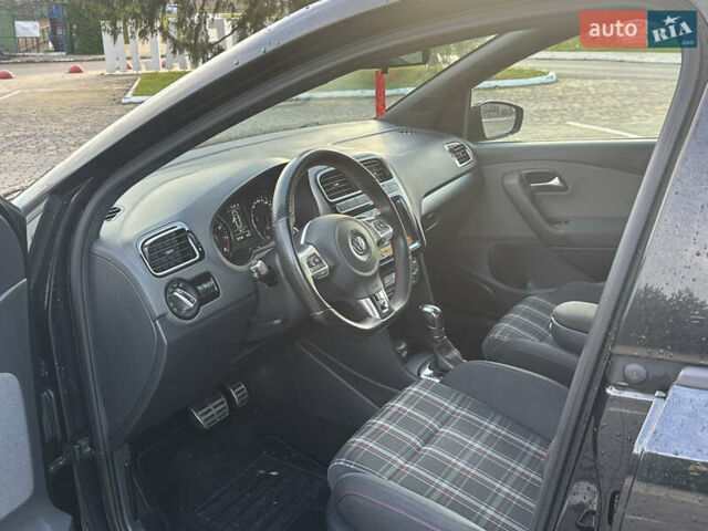 Черный Фольксваген Гольф ГТИ, объемом двигателя 1.4 л и пробегом 220 тыс. км за 9890 $, фото 9 на Automoto.ua