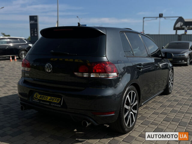 Черный Фольксваген Гольф ГТИ, объемом двигателя 2 л и пробегом 154 тыс. км за 12300 $, фото 6 на Automoto.ua
