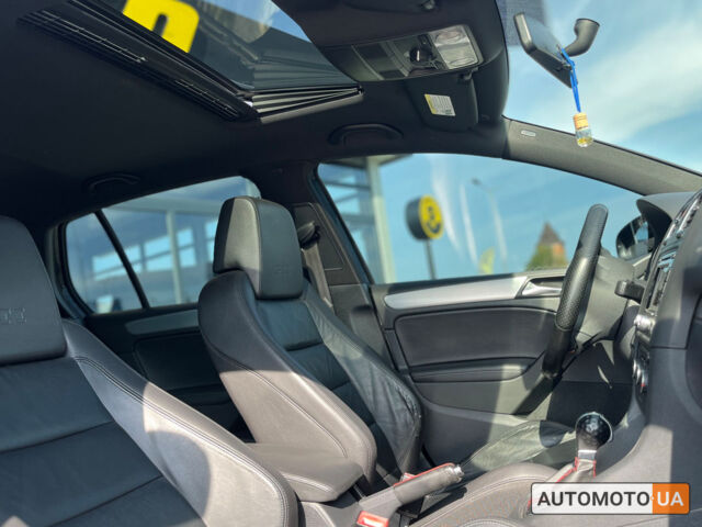 Черный Фольксваген Гольф ГТИ, объемом двигателя 2 л и пробегом 154 тыс. км за 12300 $, фото 23 на Automoto.ua