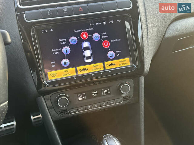 Черный Фольксваген Гольф ГТИ, объемом двигателя 1.4 л и пробегом 220 тыс. км за 9890 $, фото 21 на Automoto.ua