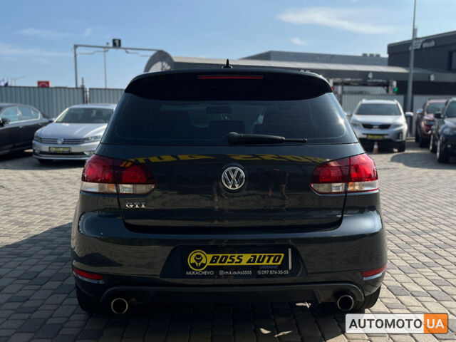 Черный Фольксваген Гольф ГТИ, объемом двигателя 2 л и пробегом 154 тыс. км за 12300 $, фото 5 на Automoto.ua