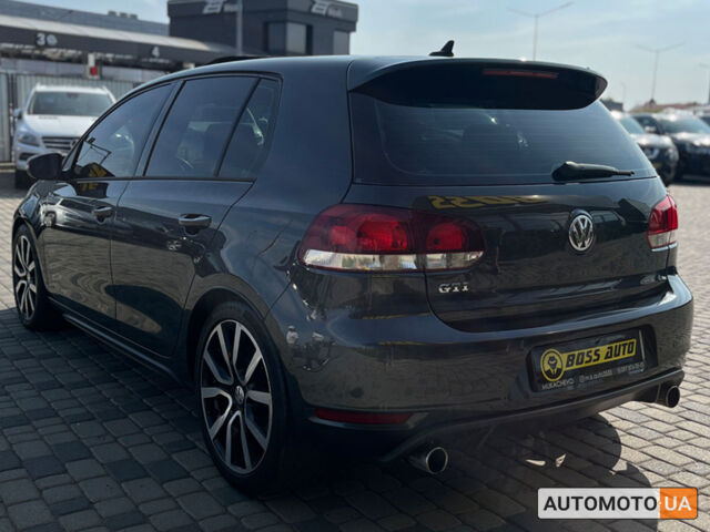 Черный Фольксваген Гольф ГТИ, объемом двигателя 2 л и пробегом 154 тыс. км за 12300 $, фото 4 на Automoto.ua
