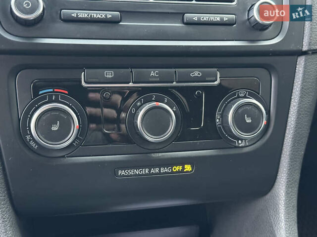 Чорний Фольксваген Гольф ГТІ, об'ємом двигуна 2 л та пробігом 241 тис. км за 9500 $, фото 35 на Automoto.ua