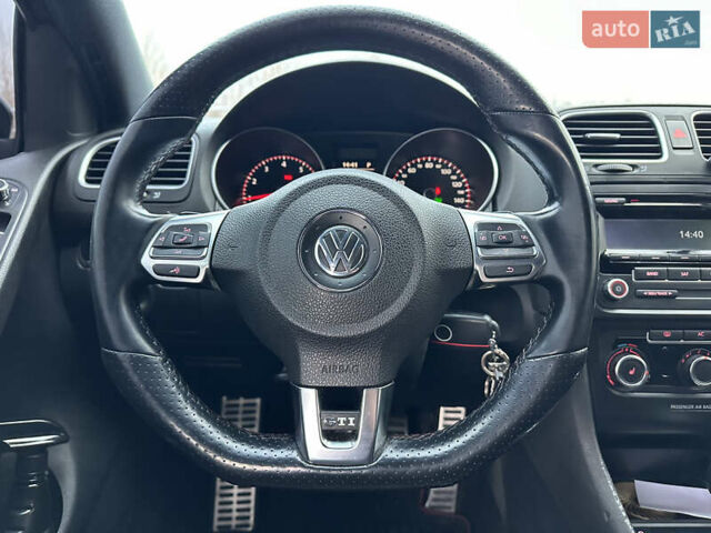 Чорний Фольксваген Гольф ГТІ, об'ємом двигуна 2 л та пробігом 241 тис. км за 9500 $, фото 28 на Automoto.ua
