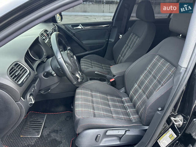 Чорний Фольксваген Гольф ГТІ, об'ємом двигуна 2 л та пробігом 241 тис. км за 9500 $, фото 19 на Automoto.ua