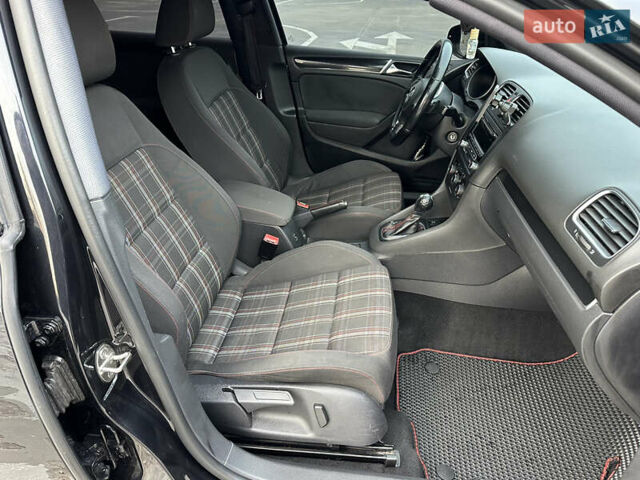 Чорний Фольксваген Гольф ГТІ, об'ємом двигуна 2 л та пробігом 241 тис. км за 9500 $, фото 25 на Automoto.ua