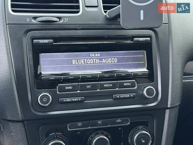 Чорний Фольксваген Гольф ГТІ, об'ємом двигуна 2 л та пробігом 241 тис. км за 9500 $, фото 34 на Automoto.ua