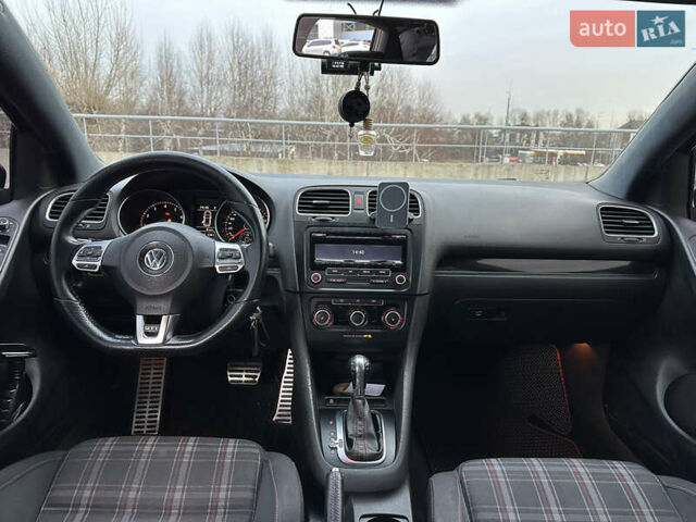 Чорний Фольксваген Гольф ГТІ, об'ємом двигуна 2 л та пробігом 241 тис. км за 9500 $, фото 26 на Automoto.ua