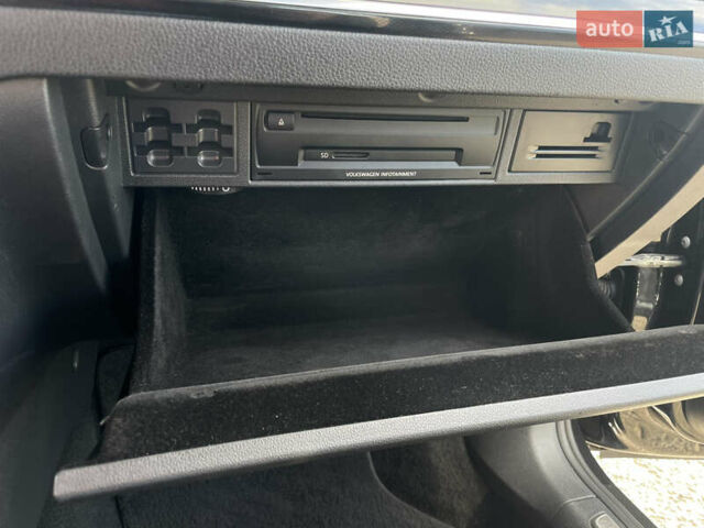 Фольксваген Гольф ГТИ 2014 в Прилуках на Automoto.ua Черный Фольксваген Гольф ГТИ, объемом двигателя 1.98 л и пробегом 159 тыс. км за 12499 $, фото 39 на Automoto.ua