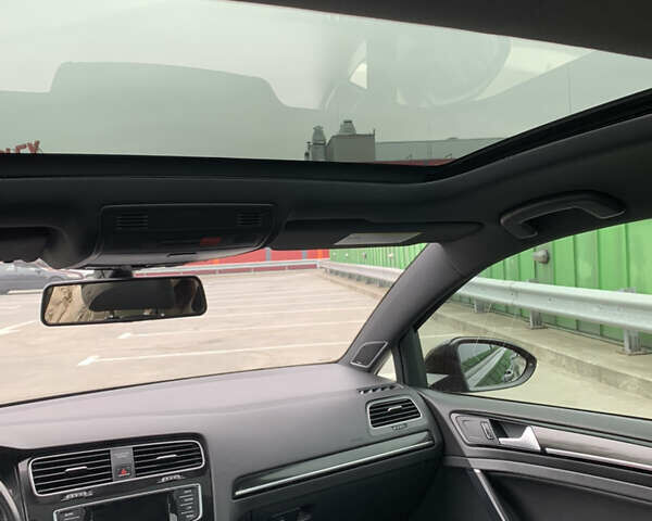 Черный Фольксваген Гольф ГТИ, объемом двигателя 1.98 л и пробегом 103 тыс. км за 13000 $, фото 22 на Automoto.ua