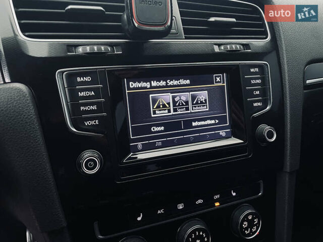 Черный Фольксваген Гольф ГТИ, объемом двигателя 1.98 л и пробегом 161 тыс. км за 11250 $, фото 32 на Automoto.ua