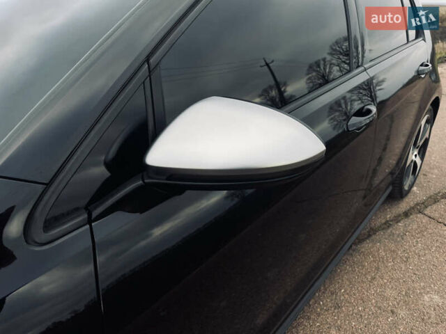 Черный Фольксваген Гольф ГТИ, объемом двигателя 1.98 л и пробегом 161 тыс. км за 11250 $, фото 25 на Automoto.ua