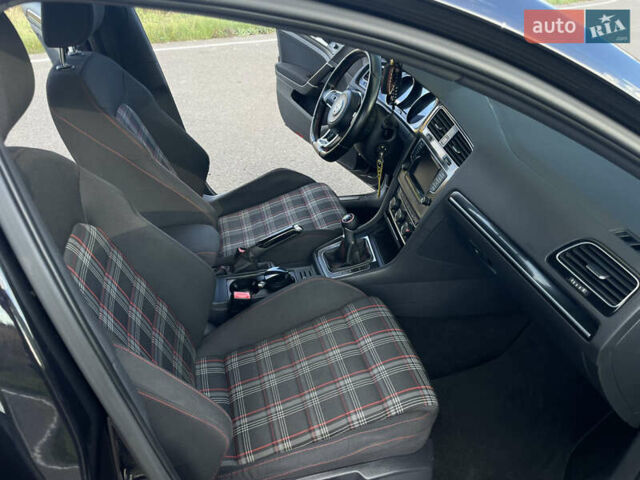 Фольксваген Гольф ГТИ 2014 в Прилуках на Automoto.ua Черный Фольксваген Гольф ГТИ, объемом двигателя 1.98 л и пробегом 159 тыс. км за 12499 $, фото 47 на Automoto.ua