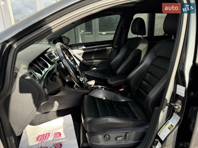 Черный Фольксваген Гольф ГТИ, объемом двигателя 1.98 л и пробегом 149 тыс. км за 14200 $, фото 16 на Automoto.ua