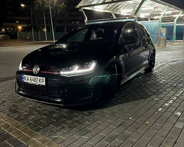 Черный Фольксваген Гольф ГТИ, объемом двигателя 1.98 л и пробегом 120 тыс. км за 15500 $, фото 17 на Automoto.ua