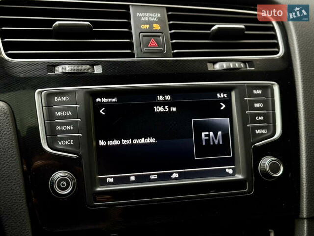 Черный Фольксваген Гольф ГТИ, объемом двигателя 1.98 л и пробегом 149 тыс. км за 14200 $, фото 12 на Automoto.ua