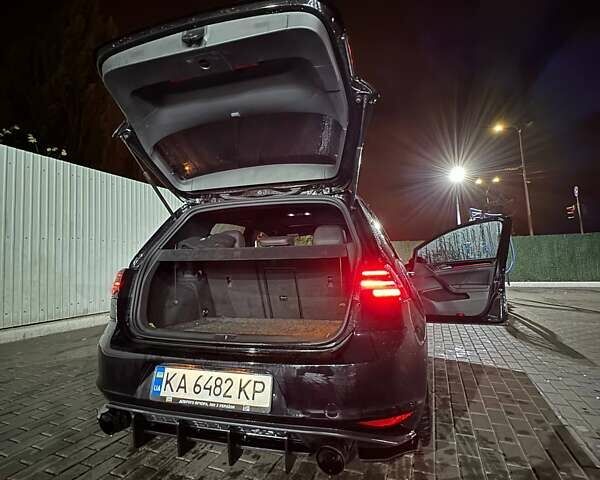 Чорний Фольксваген Гольф ГТІ, об'ємом двигуна 1.98 л та пробігом 120 тис. км за 15200 $, фото 22 на Automoto.ua