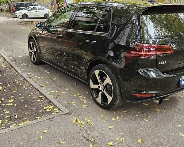 Чорний Фольксваген Гольф ГТІ, об'ємом двигуна 1.98 л та пробігом 163 тис. км за 16900 $, фото 1 на Automoto.ua