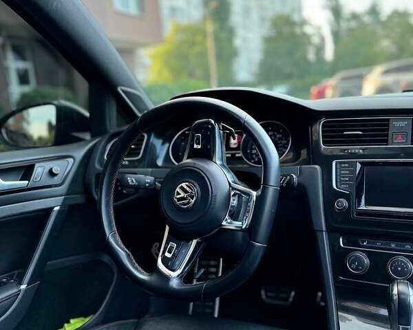 Черный Фольксваген Гольф ГТИ, объемом двигателя 1.98 л и пробегом 120 тыс. км за 15500 $, фото 26 на Automoto.ua