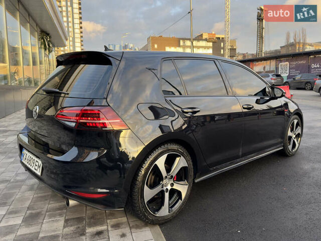 Черный Фольксваген Гольф ГТИ, объемом двигателя 1.98 л и пробегом 196 тыс. км за 14100 $, фото 13 на Automoto.ua