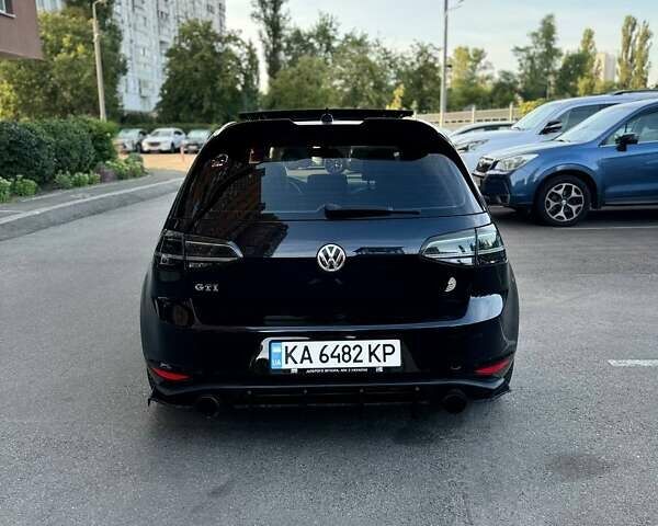 Чорний Фольксваген Гольф ГТІ, об'ємом двигуна 1.98 л та пробігом 120 тис. км за 15000 $, фото 11 на Automoto.ua