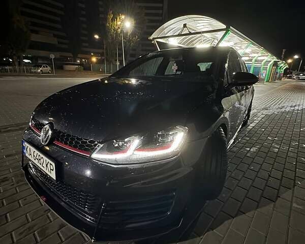 Черный Фольксваген Гольф ГТИ, объемом двигателя 1.98 л и пробегом 120 тыс. км за 15500 $, фото 14 на Automoto.ua