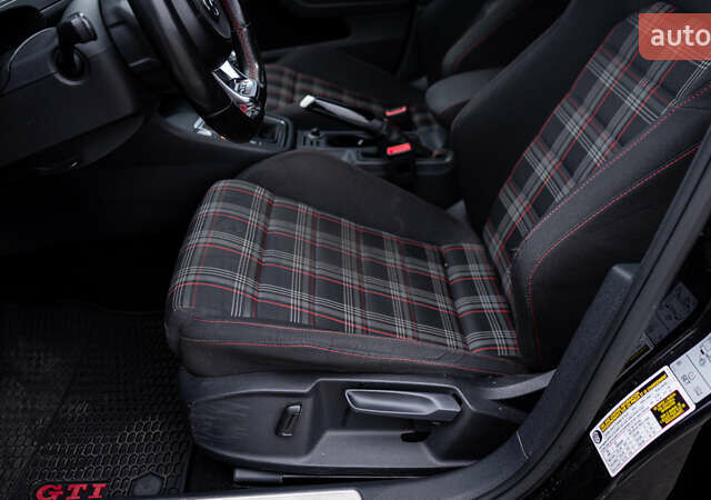 Черный Фольксваген Гольф ГТИ, объемом двигателя 1.98 л и пробегом 120 тыс. км за 14900 $, фото 33 на Automoto.ua