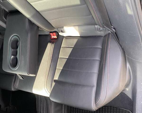 Черный Фольксваген Гольф ГТИ, объемом двигателя 1.98 л и пробегом 171 тыс. км за 12700 $, фото 6 на Automoto.ua