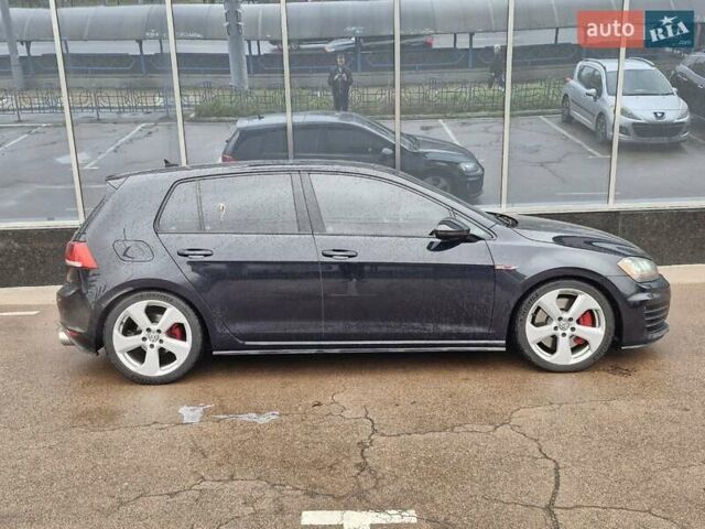 Черный Фольксваген Гольф ГТИ, объемом двигателя 2 л и пробегом 163 тыс. км за 12700 $, фото 6 на Automoto.ua
