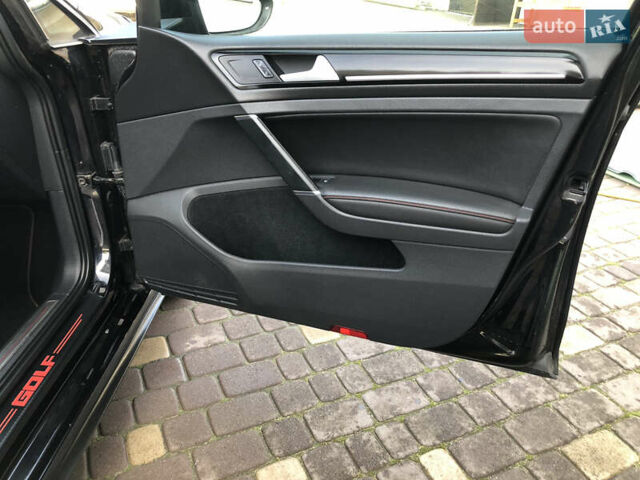 Чорний Фольксваген Гольф ГТІ, об'ємом двигуна 1.98 л та пробігом 54 тис. км за 15500 $, фото 10 на Automoto.ua