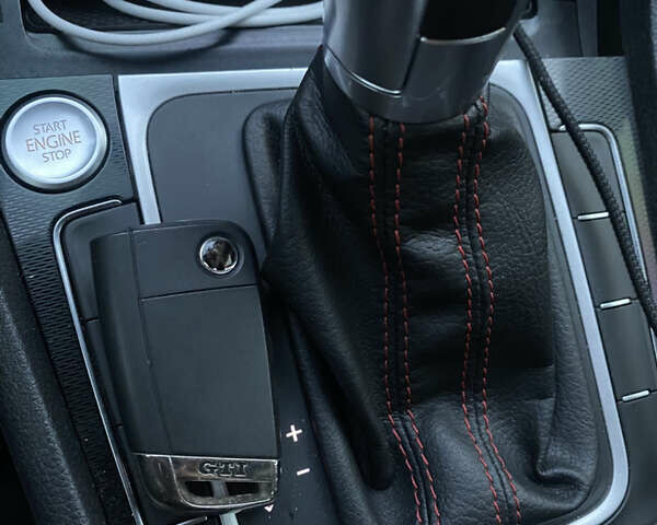 Черный Фольксваген Гольф ГТИ, объемом двигателя 1.98 л и пробегом 122 тыс. км за 17000 $, фото 18 на Automoto.ua