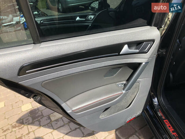 Чорний Фольксваген Гольф ГТІ, об'ємом двигуна 1.98 л та пробігом 54 тис. км за 15500 $, фото 21 на Automoto.ua