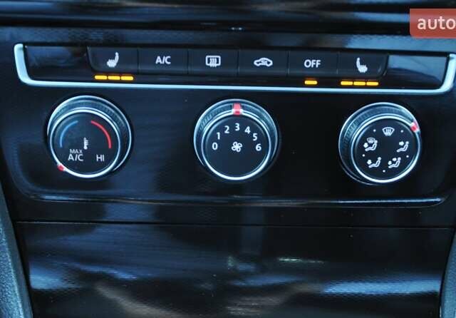 Черный Фольксваген Гольф ГТИ, объемом двигателя 1.98 л и пробегом 53 тыс. км за 17000 $, фото 39 на Automoto.ua