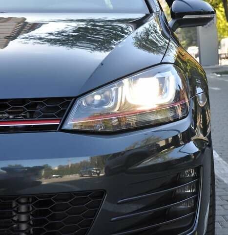 Черный Фольксваген Гольф ГТИ, объемом двигателя 1.98 л и пробегом 53 тыс. км за 17000 $, фото 13 на Automoto.ua