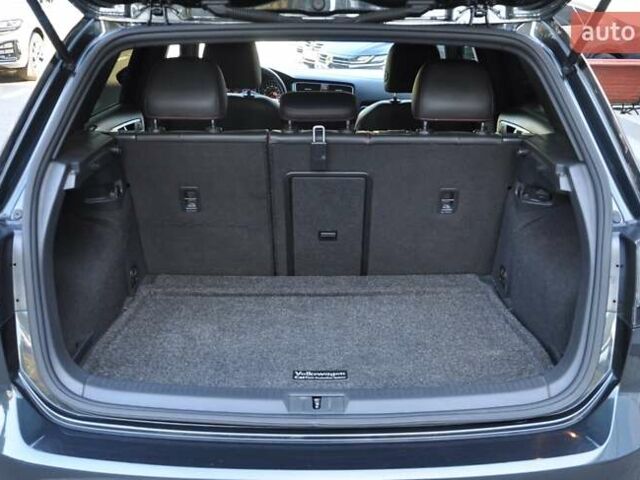 Черный Фольксваген Гольф ГТИ, объемом двигателя 1.98 л и пробегом 53 тыс. км за 17000 $, фото 6 на Automoto.ua