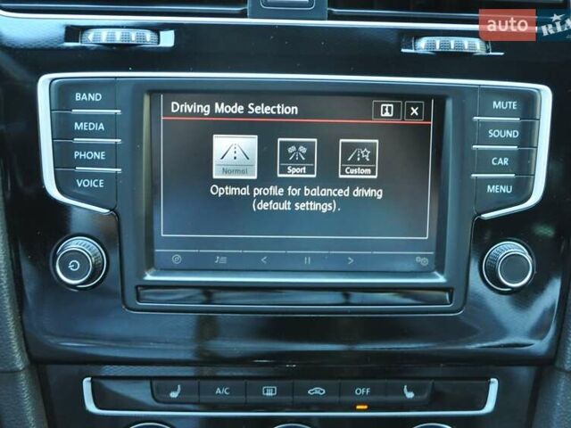 Черный Фольксваген Гольф ГТИ, объемом двигателя 1.98 л и пробегом 53 тыс. км за 17000 $, фото 37 на Automoto.ua