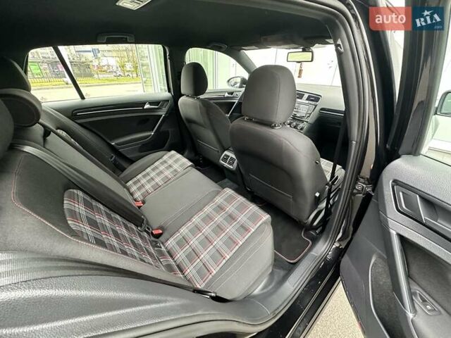 Черный Фольксваген Гольф ГТИ, объемом двигателя 1.98 л и пробегом 119 тыс. км за 18500 $, фото 9 на Automoto.ua