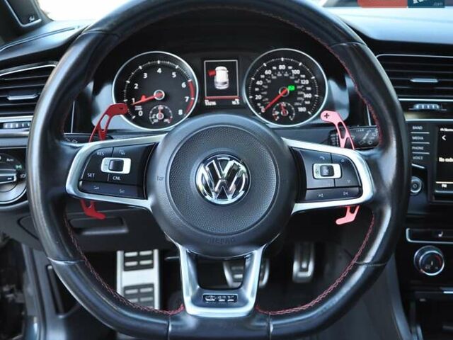 Черный Фольксваген Гольф ГТИ, объемом двигателя 1.98 л и пробегом 53 тыс. км за 17000 $, фото 31 на Automoto.ua