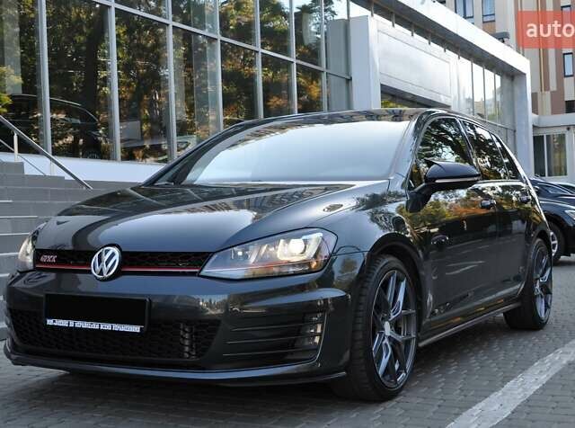Черный Фольксваген Гольф ГТИ, объемом двигателя 1.98 л и пробегом 53 тыс. км за 17000 $, фото 1 на Automoto.ua