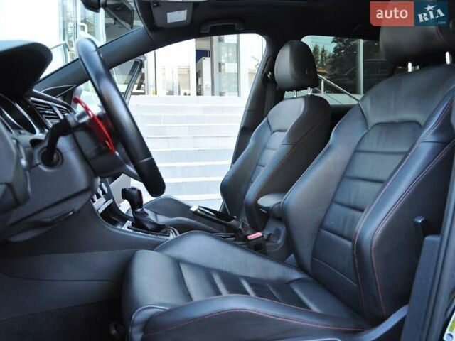 Черный Фольксваген Гольф ГТИ, объемом двигателя 1.98 л и пробегом 53 тыс. км за 17000 $, фото 26 на Automoto.ua