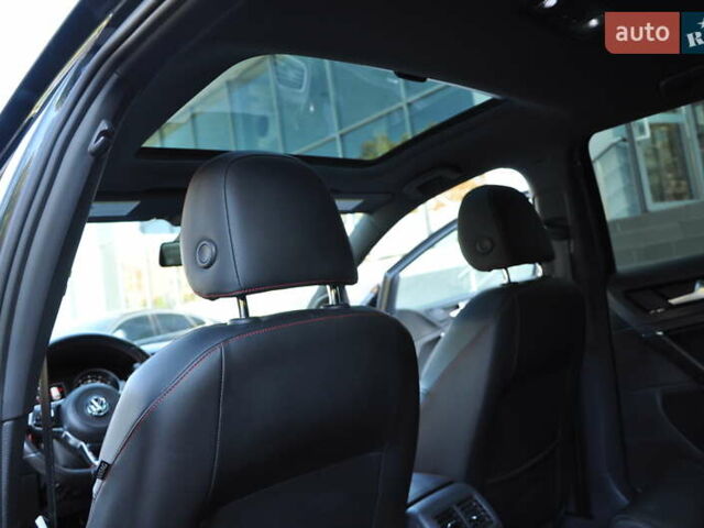 Черный Фольксваген Гольф ГТИ, объемом двигателя 1.98 л и пробегом 53 тыс. км за 17000 $, фото 19 на Automoto.ua